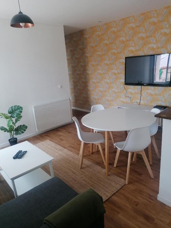 Chez La Reg'- Aux Pieds De La Cathedrale Apartment Reims Ngoại thất bức ảnh